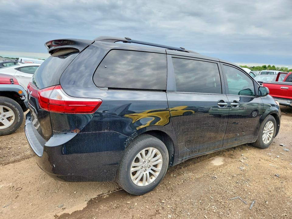 2017 Toyota Sienna VIN 5TDYZ3DC2HS822984 COPART salvage auction — FRONT END, Il - Salvage Certificate, sold $8,400 on 2026-07-21 (photo 3)