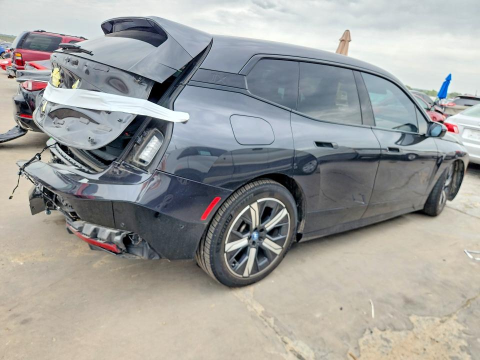2022 BMW Ix VIN WB523CF02NCK83057 COPART salvage auction — REAR END, Tx - Salvage Vehicle Title, sold $18,500 on 2026-07-27 (photo 3)