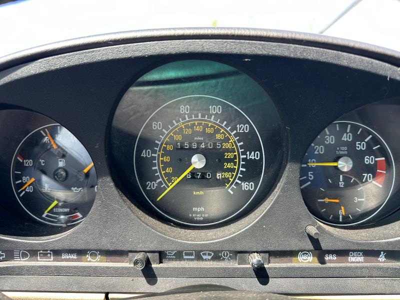 1988 Mercedes-benz 560 VIN WDBBA48D1JA082318 COPART salvage auction — NORMAL WEAR, ON - PERMIT NO BRAND - FIT (P), sold $5,300 on 2026-07-08 (photo 8)