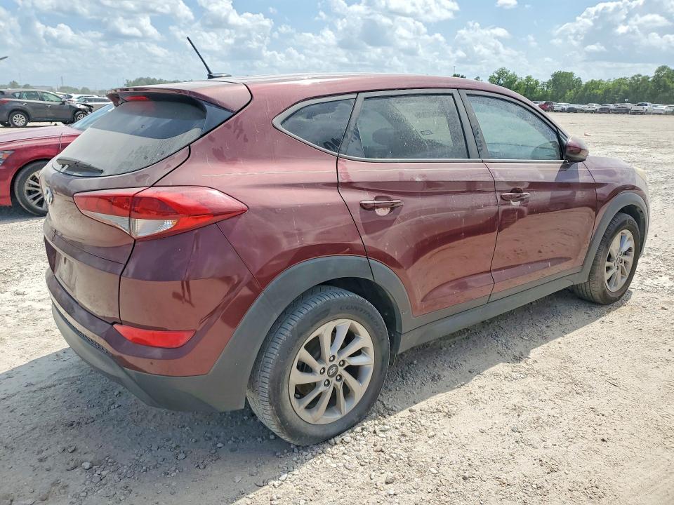 2017 Hyundai Tucson VIN KM8J23A40HU393922 COPART salvage auction — NORMAL WEAR, Tx - Certificate Of Title, sold $3,000 on 2026-07-10 (photo 3)