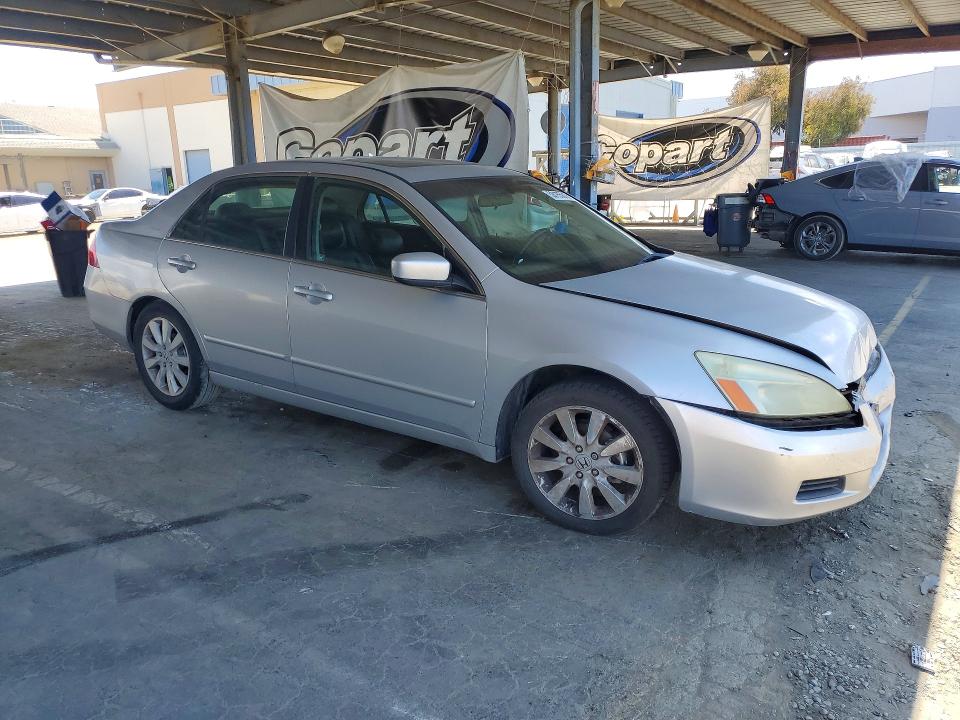 2006 Honda Accord VIN 1HGCM66516A041331 COPART salvage auction — FRONT END, Ca - Salvage Certificate, sold $250 on 2026-07-02 (photo 4)