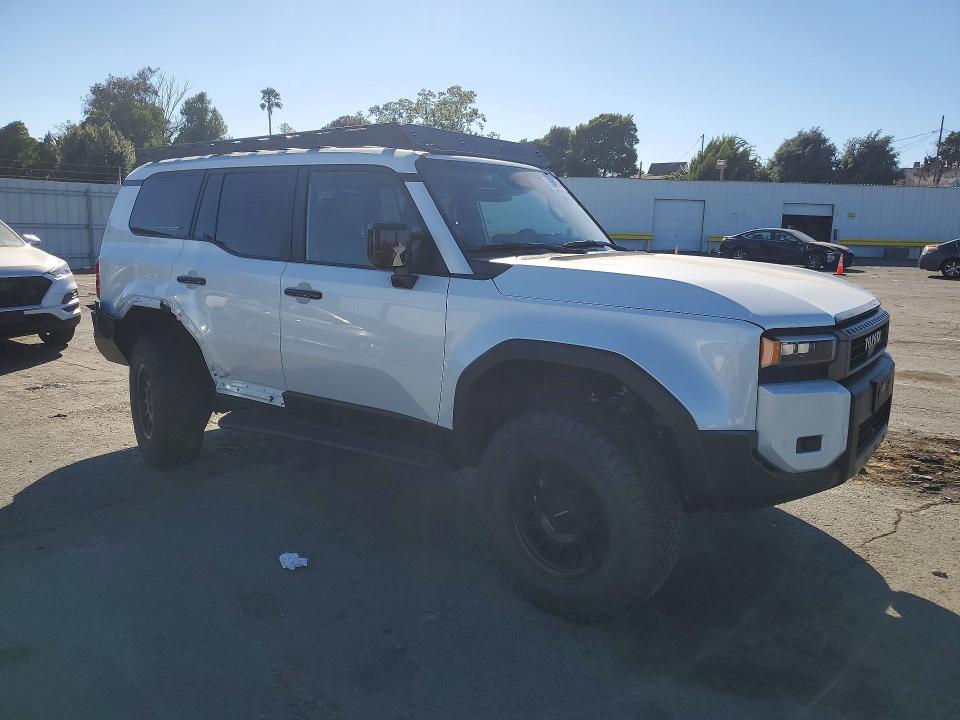 2025 Toyota Land cruiser VIN JTEABFAJ2S5017196 COPART salvage auction — REAR END, Ca - Salvage Certificate, sold $42,000 on 2026-07-06 (photo 4)
