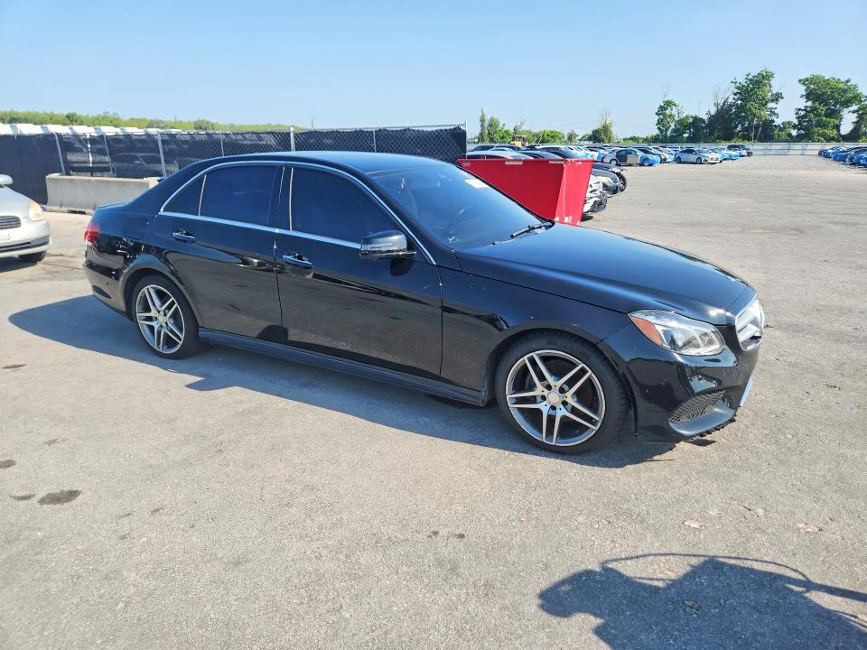 2015 Mercedes-benz E-klasse VIN WDDHF6FB3FB117118 COPART salvage auction — MINOR DENT/SCRATCHES, Fl - Certificate Of Title, sold $2,600 on 2026-07-21 (photo 4)