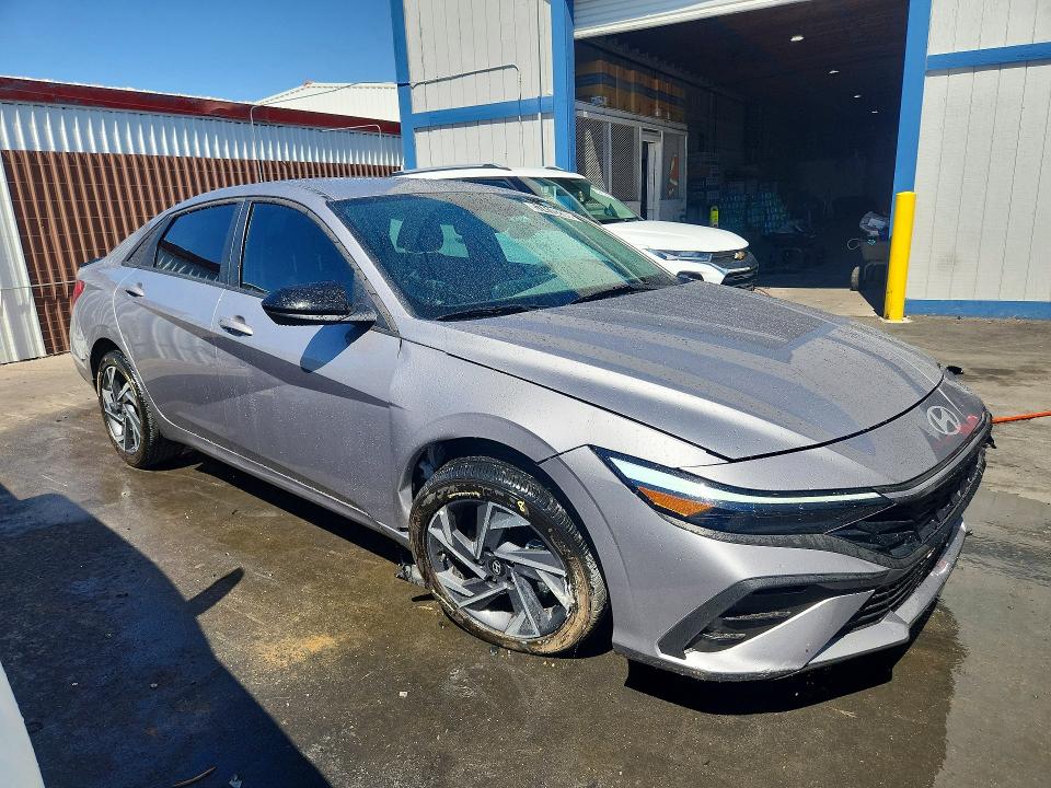 2025 Hyundai Elantra VIN KMHLM4DG8SU080932 COPART salvage auction — ALL OVER, Nv - Certificate Of Title, sold $125 on 2026-07-28 (photo 4)