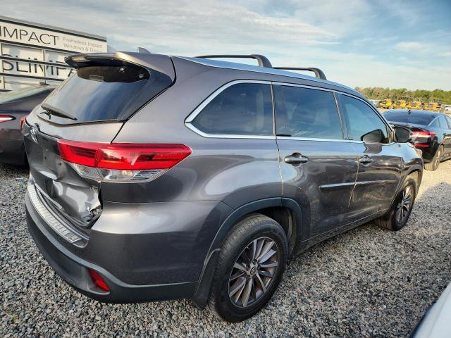 2018 Toyota Highlander VIN 5TDJZRFH9JS915021 COPART salvage auction — REAR END, Fl - Certificate Of Title, sold $10,100 on 2026-07-09 (photo 3)