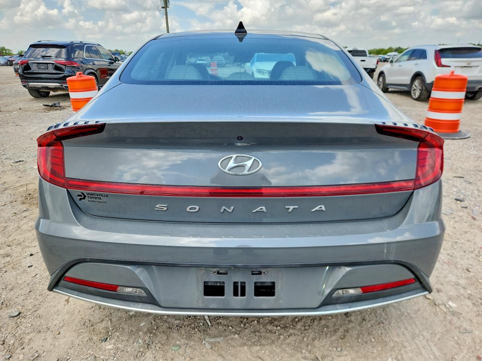2021 Hyundai Sonata VIN 5NPEG4JA9MH078785 COPART salvage auction — WATER/FLOOD, TX - SALVAGE TITLE-FLOOD DAMAGE, sold $3,500 on 2026-07-27 (photo 6)