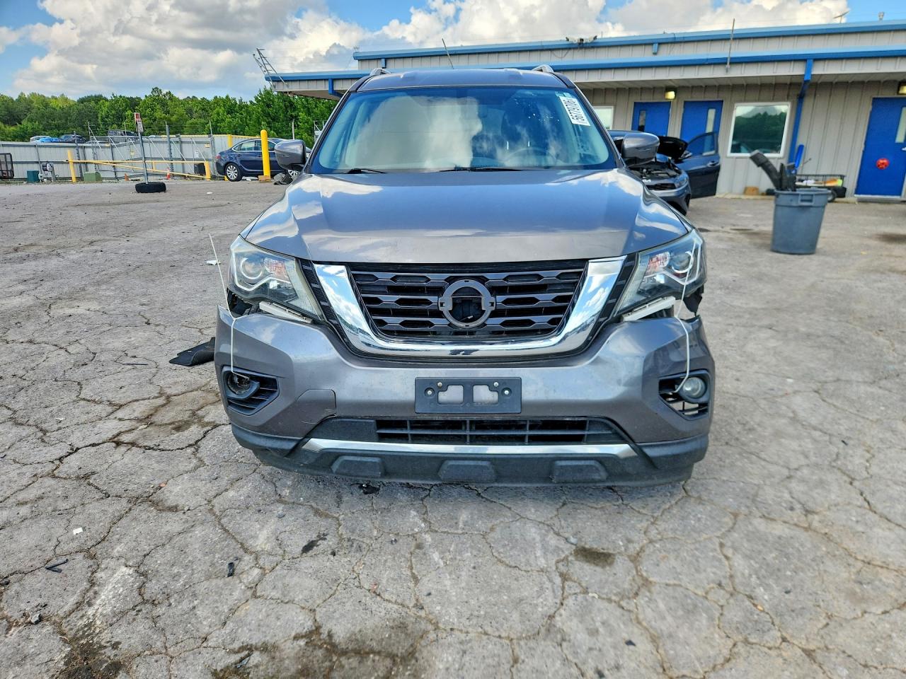 2019 Nissan Pathfinder VIN 5N1DR2MN8KC627566 COPART salvage auction — Front End, MS - CERTIFICATE OF TITLE, sold $2,400 on 2026-07-09 (photo 5)