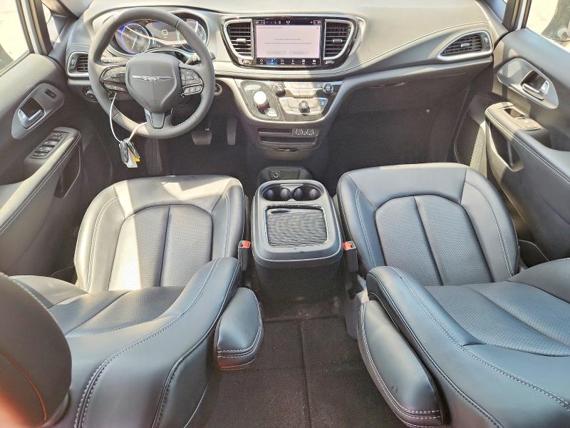 2024 Chrysler Pacifica VIN 2C4RC1BGXRR107722 COPART salvage auction — SIDE, Tx - Salvage Vehicle Title, sold $15,700 on 2026-07-30 (photo 8)