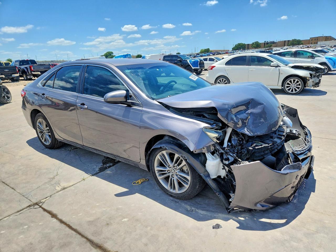 2017 Toyota Camry VIN 4T1BF1FK9HU313554 COPART salvage auction — Front End, TX - SALVAGE VEHICLE TITLE, sold $1,350 on 2026-07-09 (photo 4)