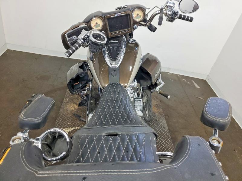 2023 Indian motorcycle co. Roadmaster VIN 56KTRABB3P3413136 COPART salvage auction — SIDE, MN - CERT OF TITLE-SALVAGE, sold $3,150 on 2026-07-30 (photo 6)