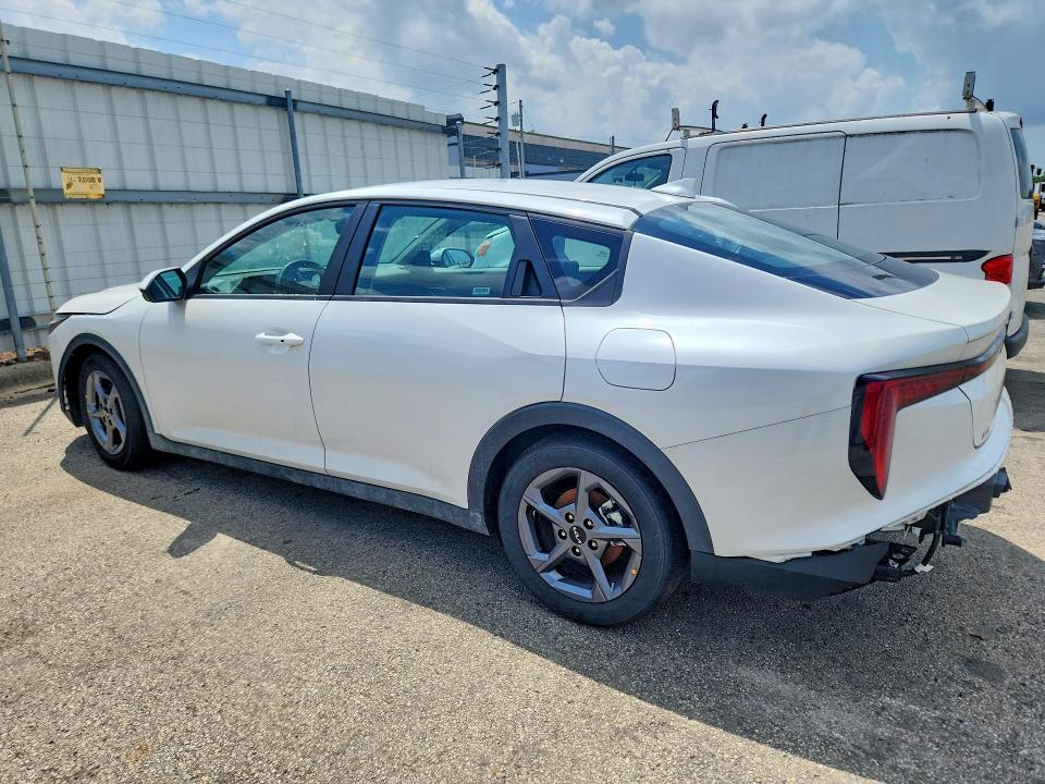 2025 Kia K4 VIN 3KPFT4DE8SE098400 COPART salvage auction — FRONT END, TX - SALVAGE VEHICLE TITLE, sold $7,200 on 2026-07-27 (photo 2)