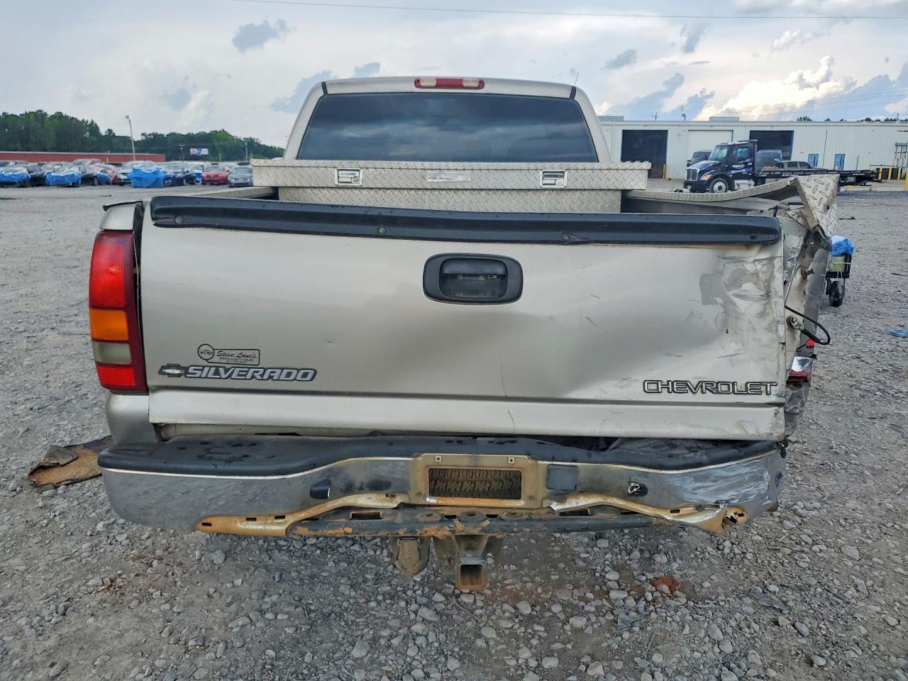 1999 Chevrolet Silverado VIN 1GCEK14T0XZ103516 COPART salvage auction — Rear End, AL - CERT OF TITLE-SALVAGE TITLE, sold $1,750 on 2026-06-25 (photo 6)