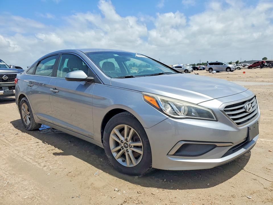 2017 Hyundai Sonata VIN 5NPE24AF3HH526535 COPART salvage auction — MINOR DENT/SCRATCHES, Tx - Certificate Of Title, sold $1,350 on 2026-07-02 (photo 4)
