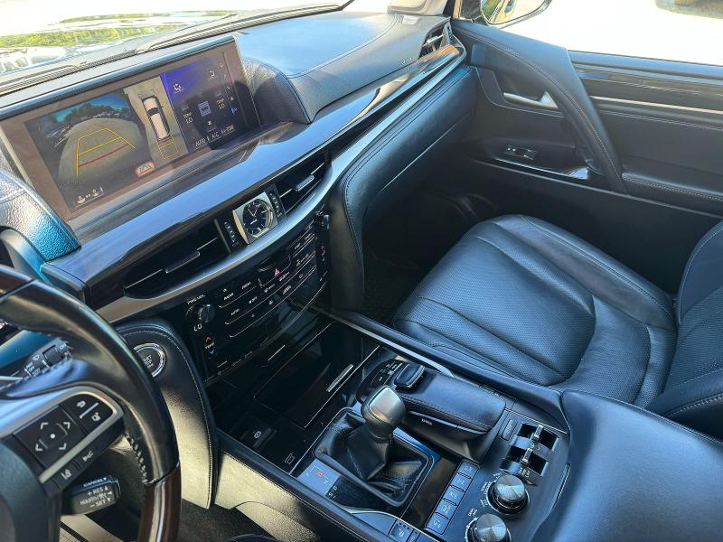 2018 Lexus Lx 570 VIN JTJHY7AX3J4266006 COPART salvage auction — MINOR DENT/SCRATCHES, OH - CERTIFICATE OF TITLE (P), sold $46,250 on 2026-07-10 (photo 8)