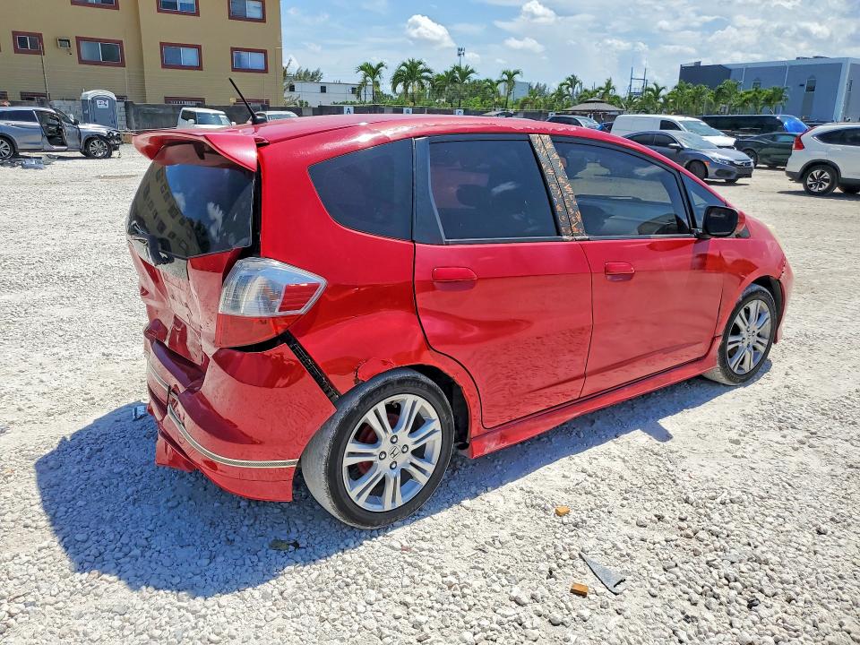 2009 Honda Fit VIN JHMGE88679S058453 COPART salvage auction — REAR END, Fl - Cert Of Title Slvg Rebuildable, sold $600 on 2026-07-10 (photo 3)