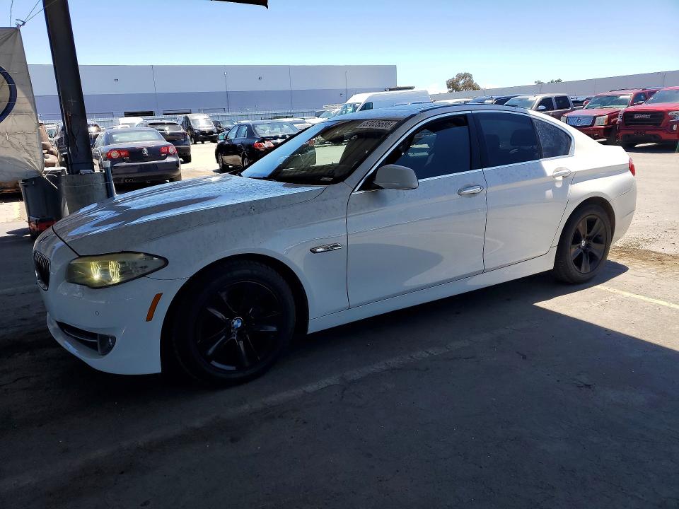 2013 BMW 5 series VIN WBAXG5C52DD230181 — COPART salvage auction photo