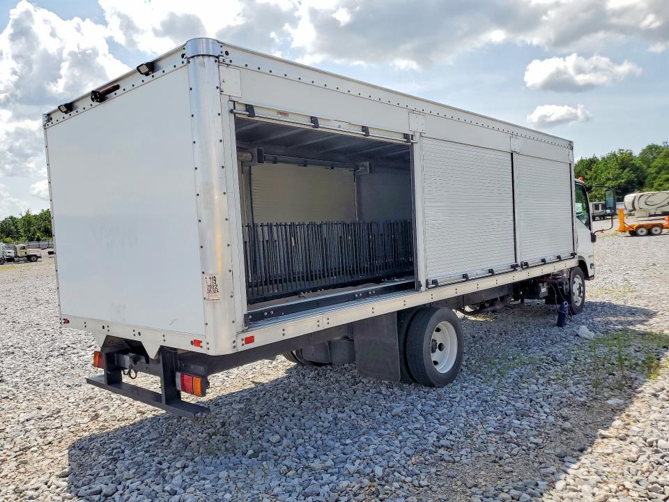 2022 Isuzu VIN 54DE5W1L8NSR00042 COPART salvage auction — MINOR DENT/SCRATCHES, Tn - Certificate Of Title (P), sold $11,200 on 2026-07-27 (photo 3)