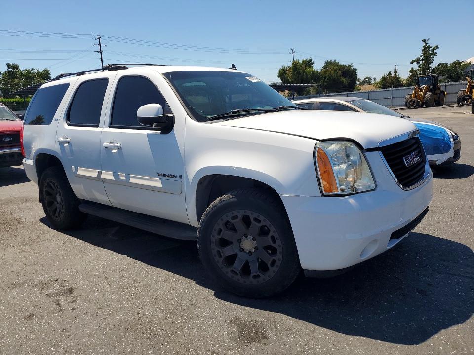 2007 Gmc Yukon VIN 1GKFK13087R229882 COPART salvage auction — MECHANICAL, Or - Dis/Dlr/Exp Only Clean Title, sold $875 on 2026-07-09 (photo 4)