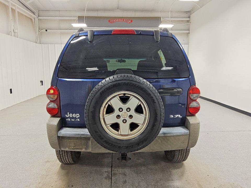 2006 Jeep Liberty VIN 1J4GL48K96W174491 COPART salvage auction — FRONT END, AZ - CERTIFICATE OF TITLE, sold $175 on 2026-07-23 (photo 6)