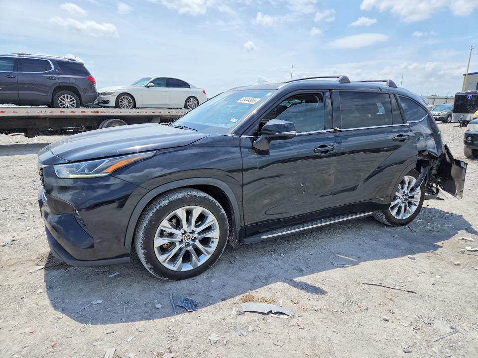 2023 Toyota Highlander VIN 5TDKDRAH1PS043386 — COPART salvage auction photo