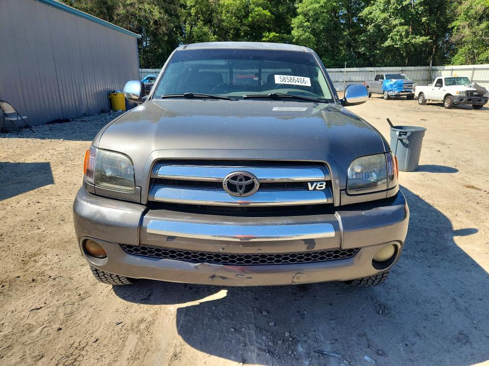 2003 Toyota Tundra VIN 5TBRT341X3S411807 COPART salvage auction — MINOR DENT/SCRATCHES, Fl - Cert Of Title Slvg Rebuildable, sold $1,950 on 2026-07-17 (photo 5)