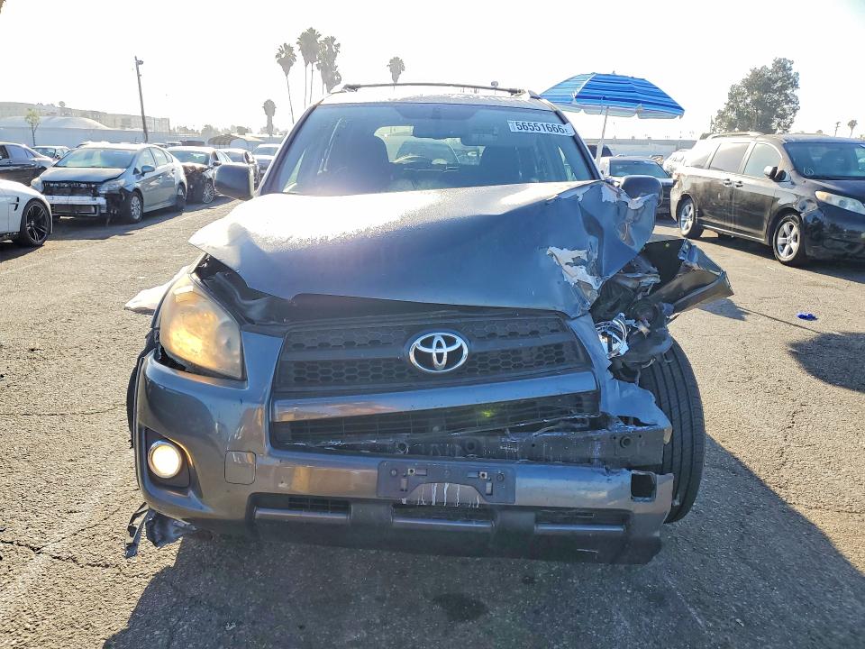 2023 Toyota Rav 4 VIN JTMWF4DV7AD019063 COPART salvage auction — FRONT END, CA - SALVAGE CERTIFICATE, sold $925 on 2026-07-24 (photo 5)