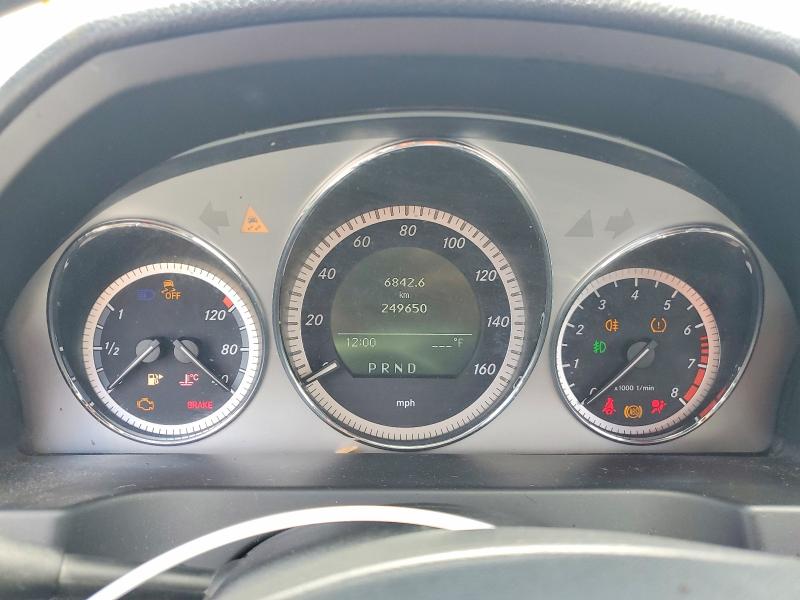 2011 Mercedes-benz C-klasse VIN WDDGF5EB5BR137136 COPART salvage auction — MINOR DENT/SCRATCHES, Fl - Certificate Of Title, sold $475 on 2026-07-24 (photo 9)