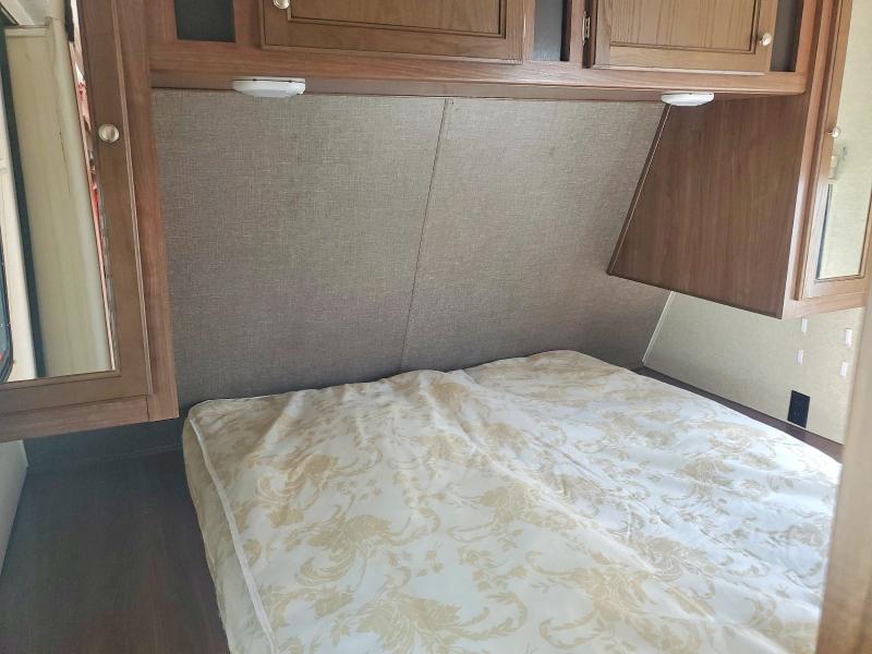 2017 Trailer VIN 5SFEB3324HE339838 COPART salvage auction — HAIL, IA - CERTIFICATE OF TITLE, sold $1,850 on 2026-07-28 (photo 5)