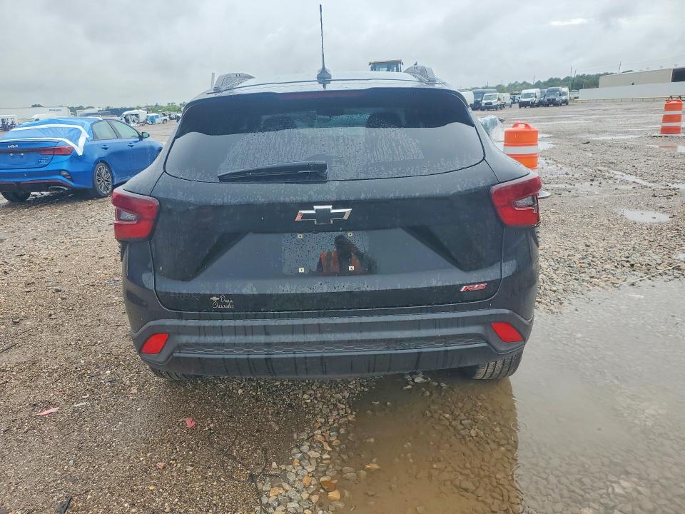 2025 Chevrolet Trax VIN KL77LJEP2SC322543 COPART salvage auction — FRONT END, TX - SALVAGE VEHICLE TITLE (P), sold $8,700 on 2026-07-16 (photo 6)