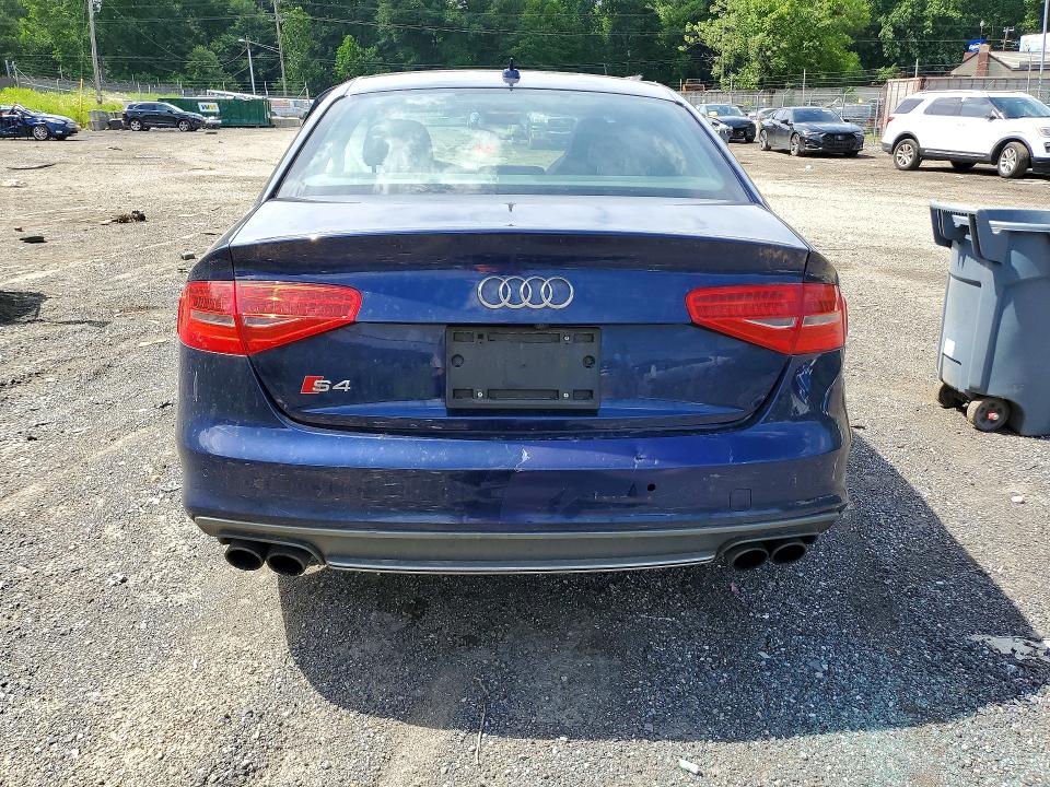 2025 Audi Rs4 VIN WAUDGAFL1EA147818 COPART salvage auction — SIDE, Md - Cert Of Salvage > 75% Damage, sold $750 on 2026-07-30 (photo 6)