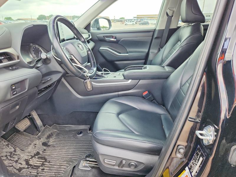 2022 Toyota Highlander VIN 5TDGZRAHXNS555782 COPART salvage auction — NORMAL WEAR, FL - CERTIFICATE OF DESTRUCTION, sold $14,700 on 2026-07-16 (photo 7)