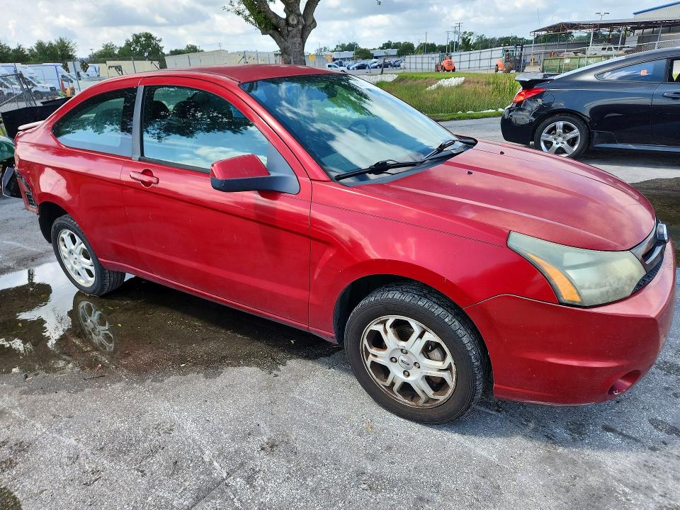 2009 Ford Focus VIN 1FAHP32N69W202141 COPART salvage auction — REAR END, FL - CERT OF TITLE SLVG REBUILDABLE, sold $375 on 2026-07-02 (photo 4)