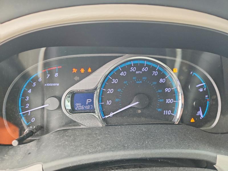 2014 Toyota Sienna VIN 5TDYK3DC2ES496877 COPART salvage auction — FRONT END, Il - Salvage Certificate, sold $4,250 on 2026-07-14 (photo 9)