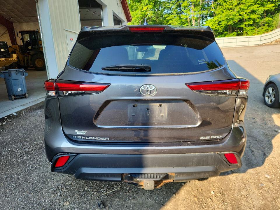 2020 Toyota Highlander VIN 5TDHZRBH5LS028829 COPART salvage auction — SIDE, Vt - Cert Of Title-Salvage Vehicle, sold $1,450 on 2026-07-27 (photo 6)