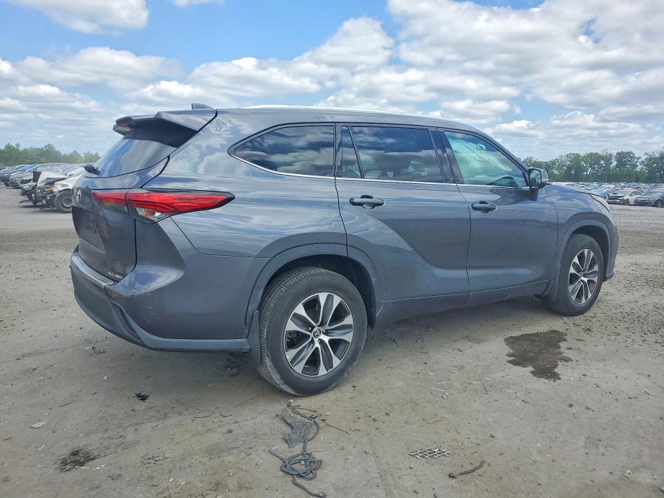 2020 Toyota Highlander VIN 5TDHZRBH5LS016082 COPART salvage auction — REAR END, Va - Cert Of Title - Salvage, sold $14,000 on 2026-07-15 (photo 3)