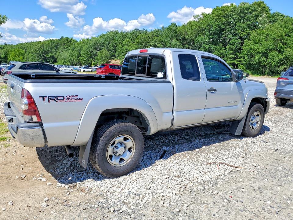 2010 Toyota Tacoma VIN 5TEUU4EN8AZ707138 COPART salvage auction — FRONT END, Ma - Cert Of Title-Reconstrctd Coll, sold $4,400 on 2026-07-22 (photo 3)