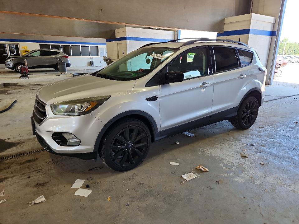 2017 Ford Escape VIN 1FMCU9GD4HUA56747 COPART salvage auction — FRONT END, Va - Cert Of Title - Salvage, sold $2,000 on 2026-07-02 (photo 1)