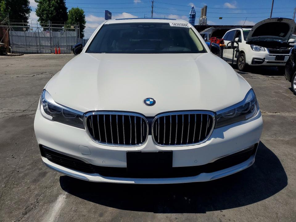 2019 BMW 7 series VIN WBA7E2C55KB217759 COPART salvage auction — NORMAL WEAR, Ca - Dis/Dlr/Exp Only Clean Title (P), sold $5,500 on 2026-07-08 (photo 5)
