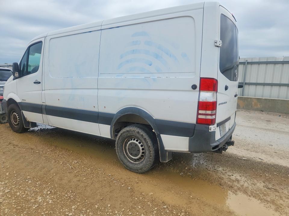 2014 Mercedes-benz Sprinter VIN WD3PE7DC7E5834848 COPART salvage auction — MECHANICAL, Mo - Dealer Only Clean Title, sold $1,600 on 2026-07-30 (photo 2)