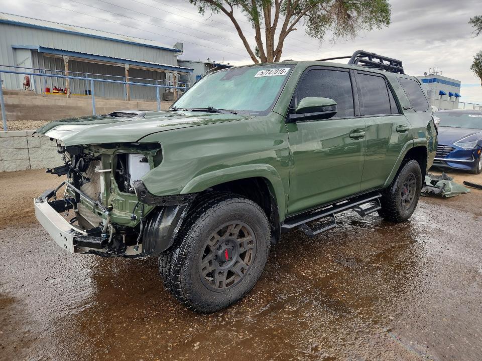2020 Toyota 4runner VIN JTEBU5JR1L5784151 — COPART salvage auction photo