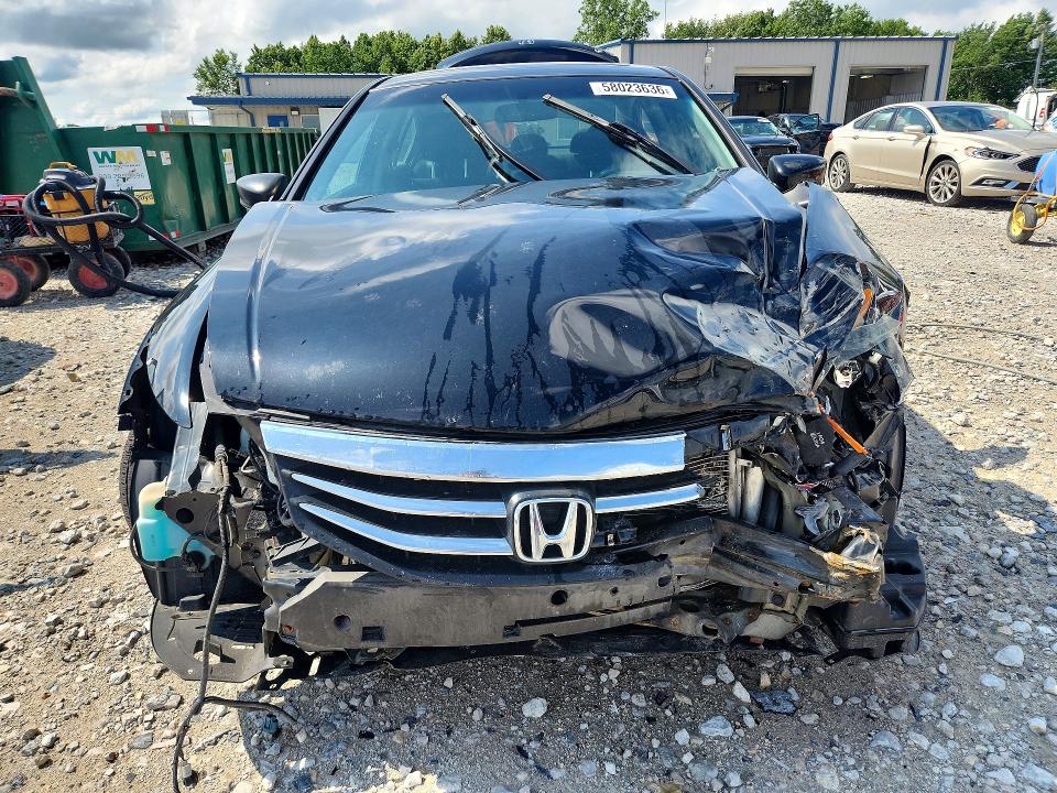 2011 Honda Accord VIN 1HGCP2E76BA085306 COPART salvage auction — FRONT END, Mi - Certificate Of Title, sold $400 on 2026-07-30 (photo 5)