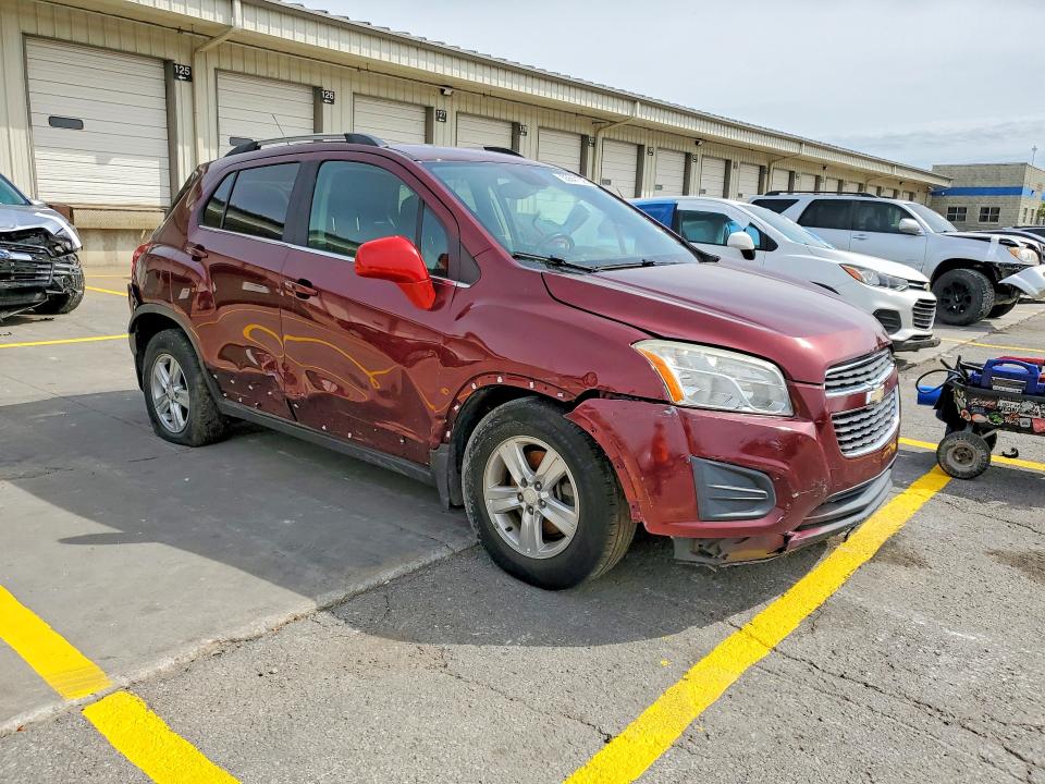 2016 Chevrolet Trax VIN 3GNCJLSB0GL273194 COPART salvage auction — SIDE, Ky - Cert Of Title-Rebuilt Vehicle, sold $550 on 2026-07-09 (photo 4)