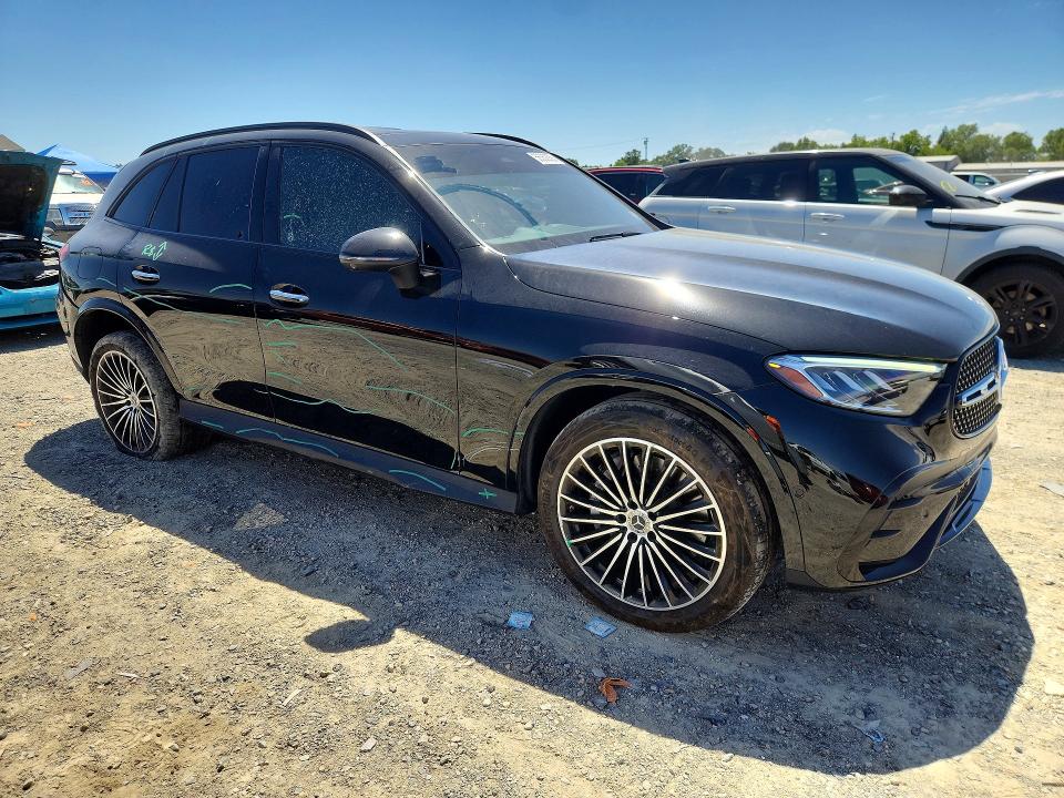 2024 Mercedes-benz Glc VIN W1NKM4HB7RF196340 COPART salvage auction — VANDALISM, Ca - Salvage Certificate, sold $21,700 on 2026-07-21 (photo 4)