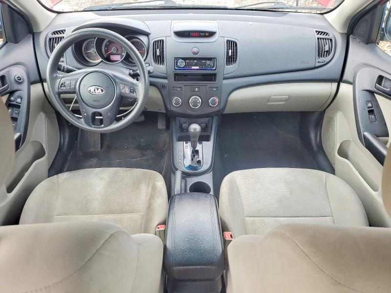2010 Kia Forte VIN KNAFU4A22A5307399 COPART salvage auction — FRONT END, IL - SALVAGE CERTIFICATE, sold $550 on 2026-07-31 (photo 8)