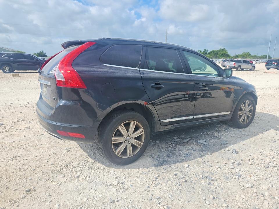 2017 Volvo VIN YV440MDUXH2166710 COPART salvage auction — UNDERCARRIAGE, Tx - Salvage Vehicle Title, sold $3,500 on 2026-07-23 (photo 3)