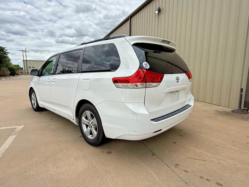 2014 Toyota Sienna VIN 5TDKK3DC8ES511162 COPART salvage auction — MINOR DENT/SCRATCHES, Tx - Certificate Of Title (P), sold $2,300 on 2026-07-02 (photo 3)