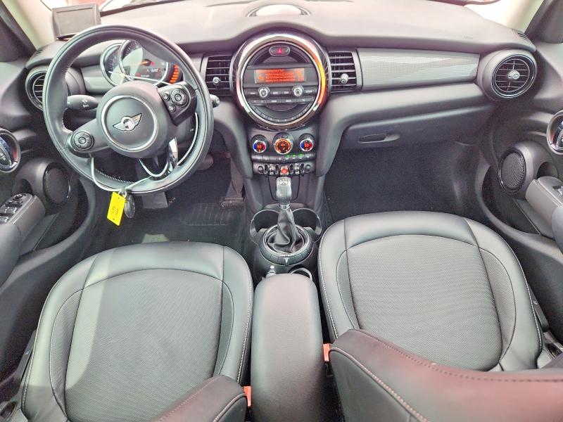 2016 Mini Cooper VIN WMWXU1C50G2D10941 COPART salvage auction — FRONT END, Tx - Salvage Vehicle Title, sold $2,850 on 2026-08-03 (photo 8)
