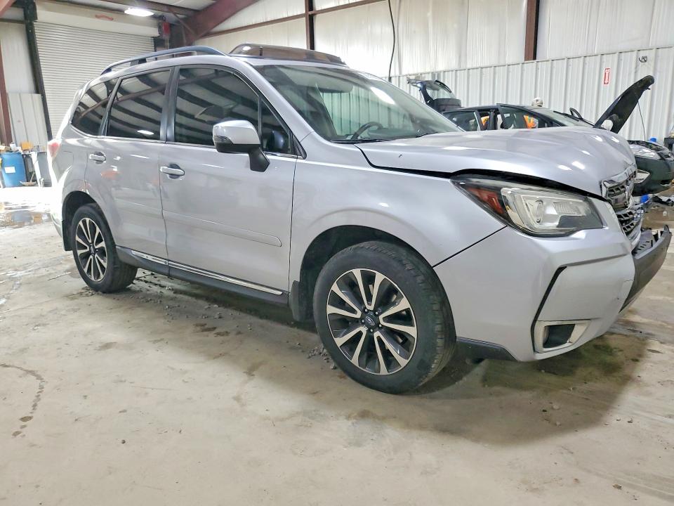 2017 Subaru Forester VIN JF2SJGTC9HH401405 COPART salvage auction — FRONT END, PA - CERTIFICATE OF SALVAGE, sold $2,200 on 2026-07-29 (photo 4)