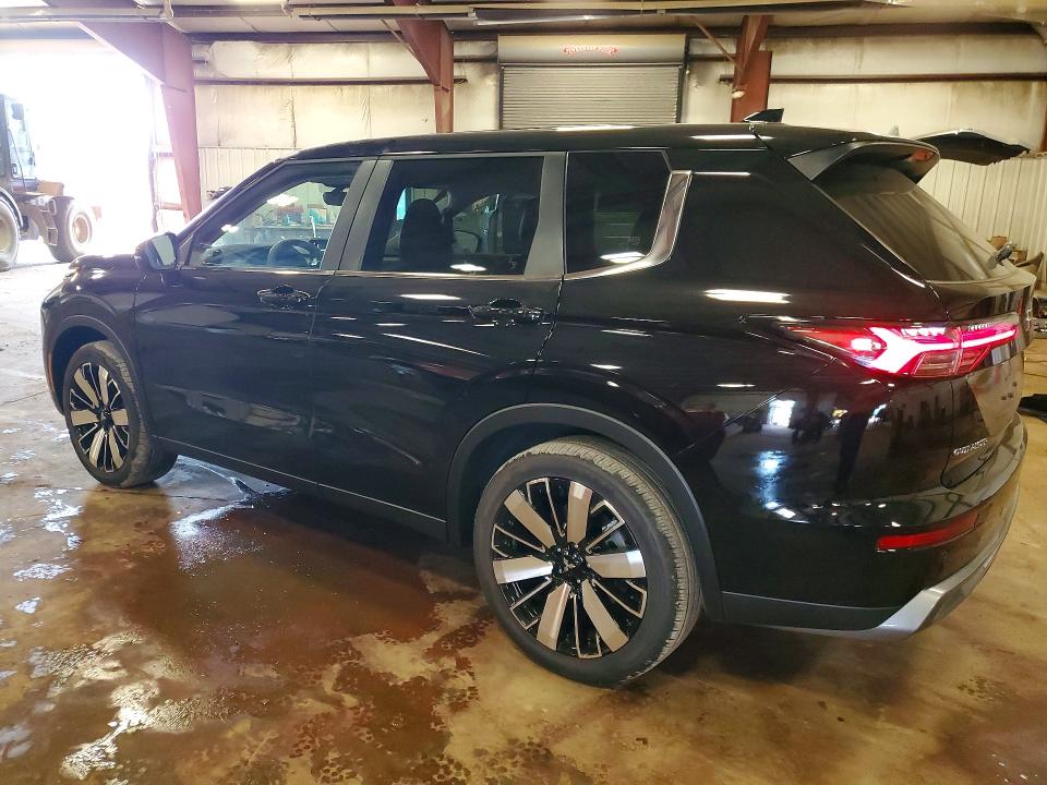 2026 Mitsubishi Outlander VIN JA4J4VAB2TZ011114 COPART salvage auction — SIDE, Mi - Certificate Of Title, sold $10,600 on 2026-07-10 (photo 2)