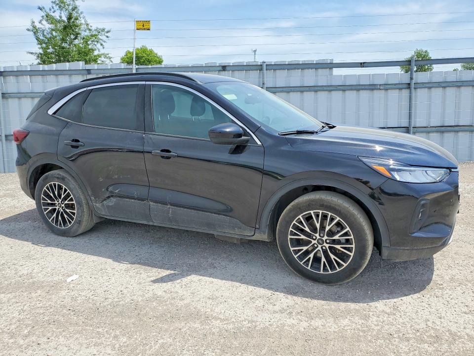 2023 Ford Escape VIN 1FMCU0E10PUA61978 COPART salvage auction — NORMAL WEAR, On - Permit No Brand - Unfit (P), sold $10,700 on 2026-07-22 (photo 4)